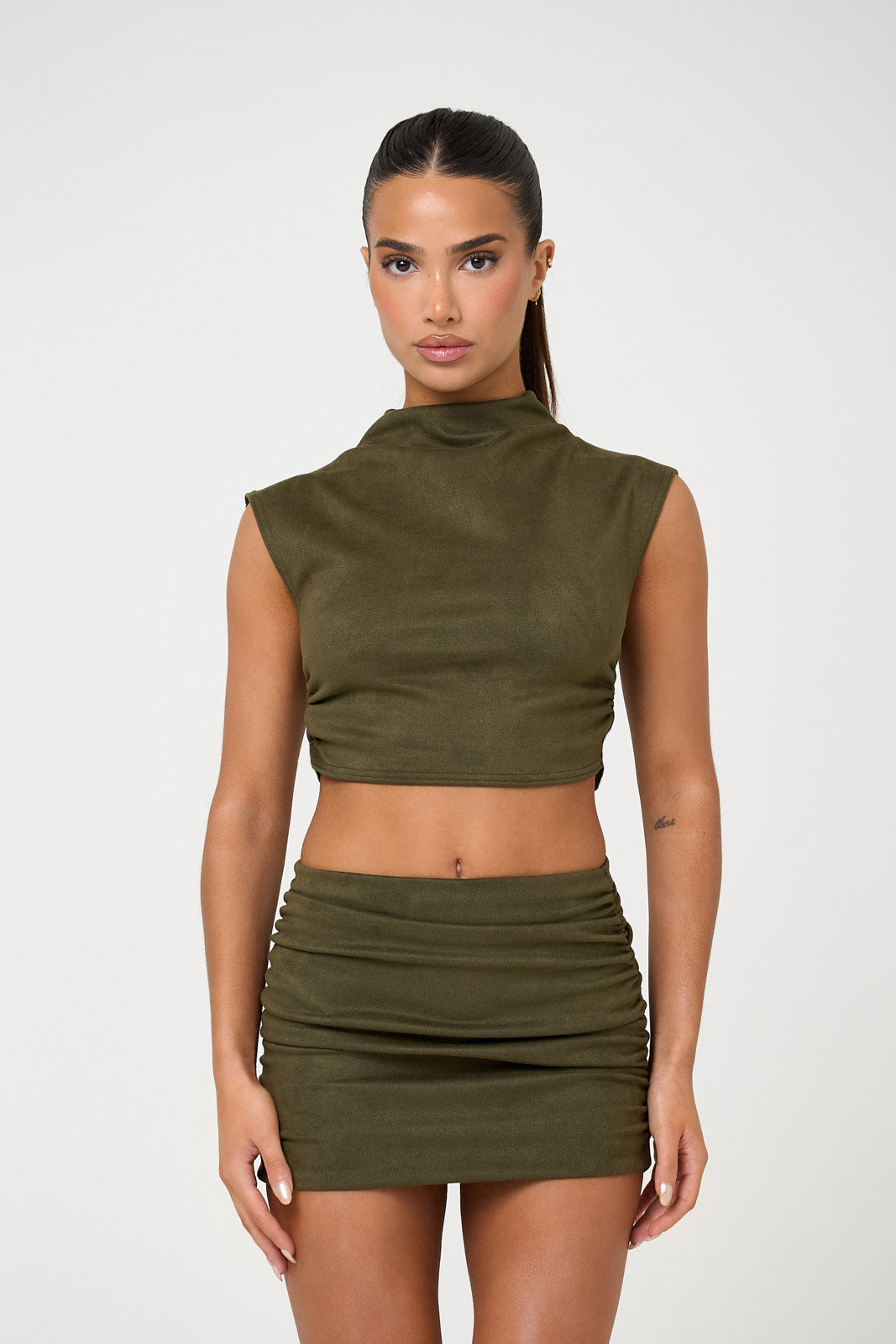 The high neck suede crop top - khaki
