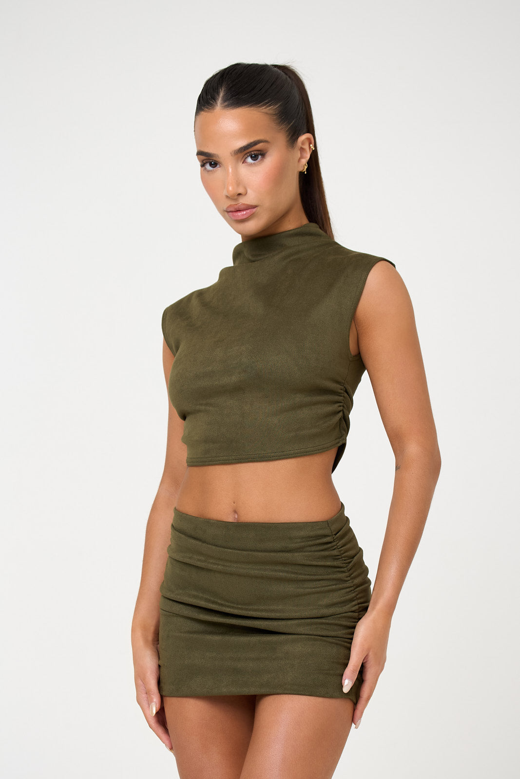 The high neck suede crop top - khaki