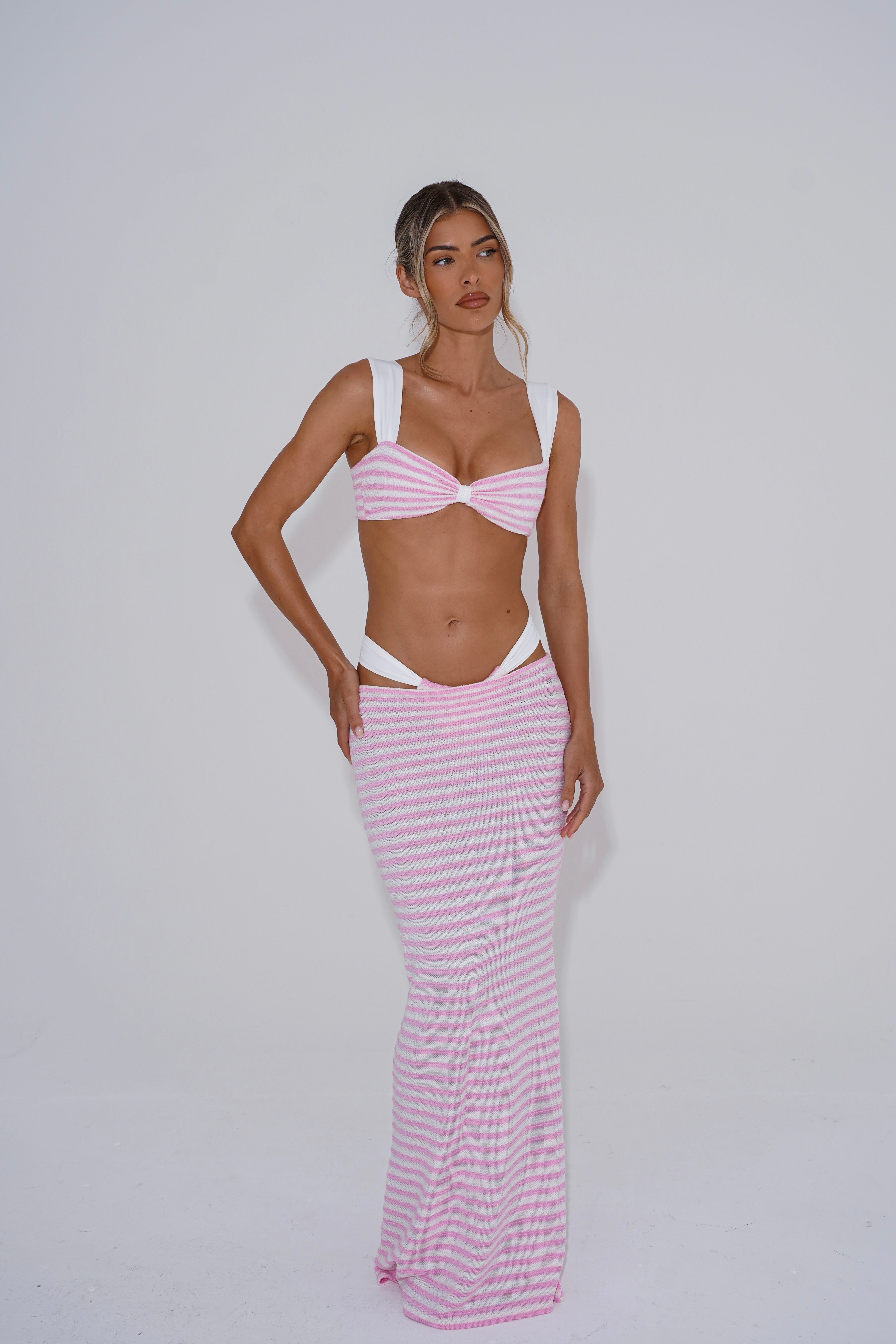 The crochet maxi skirt - strawberry sorbet