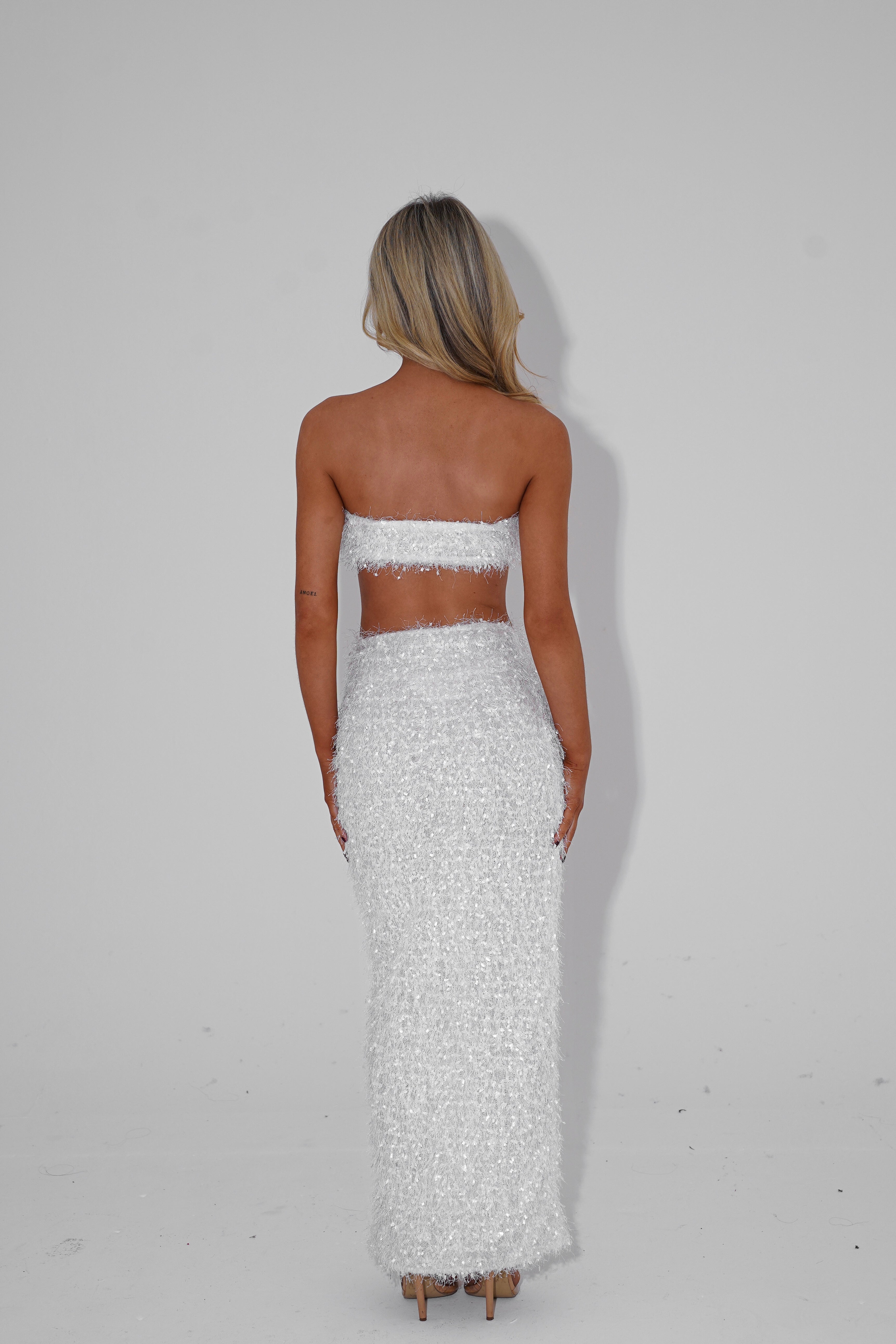 The faux feather maxi skirt - white