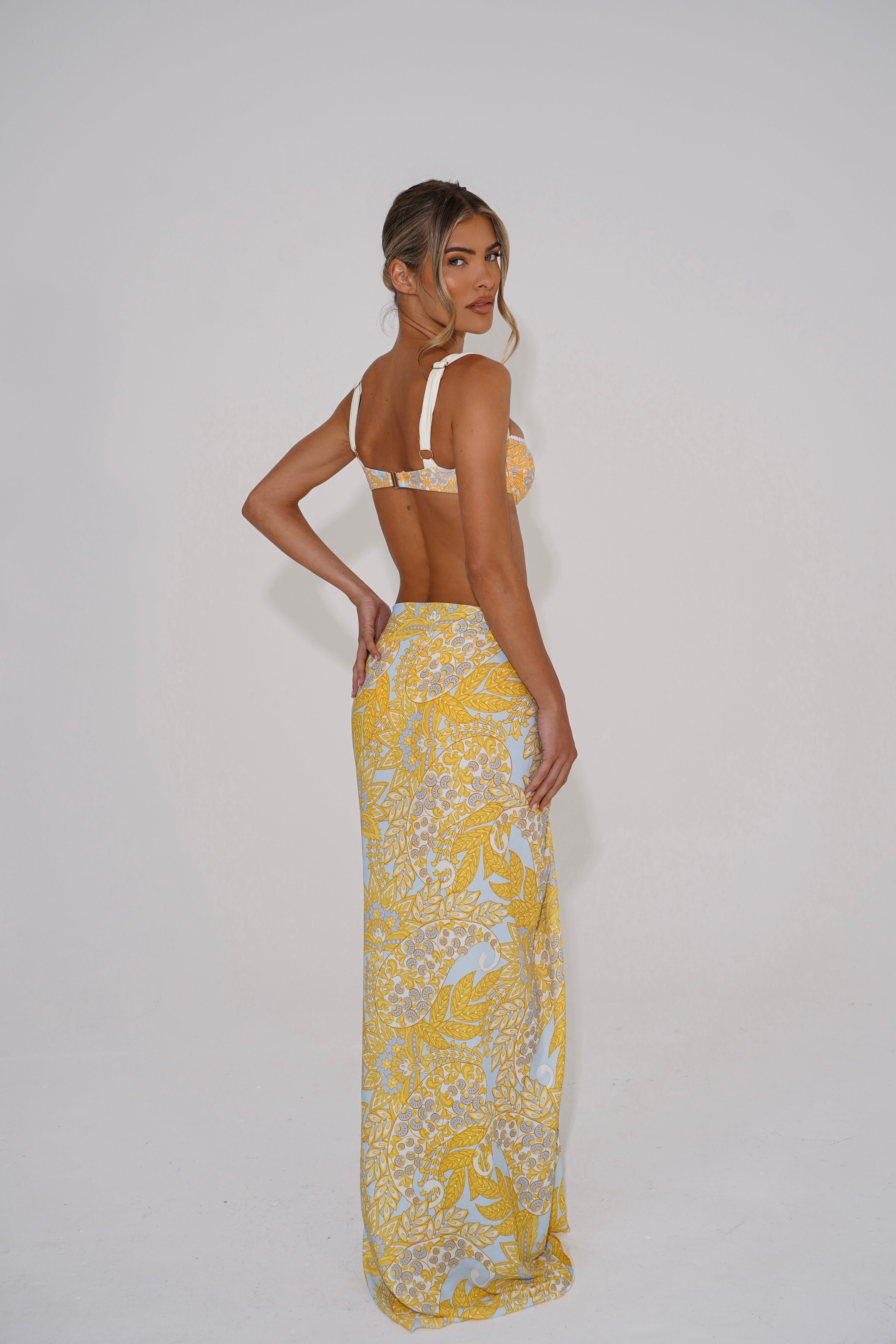 The tie up sarong - paisley