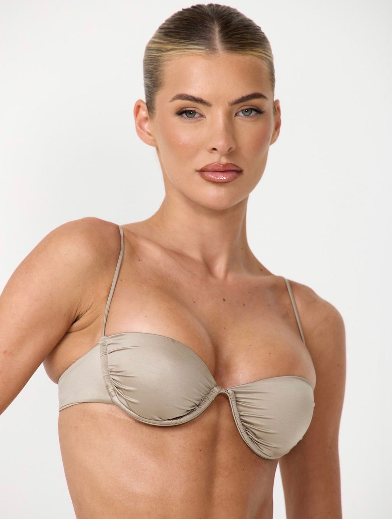 The satin underwire bikini top - taupe