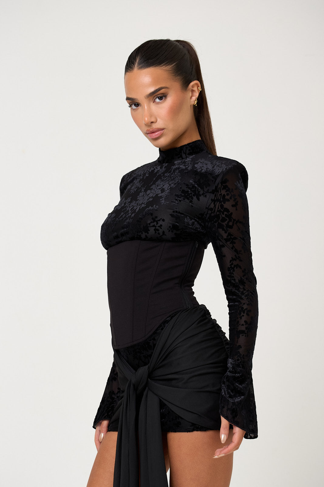 The devore mini - black