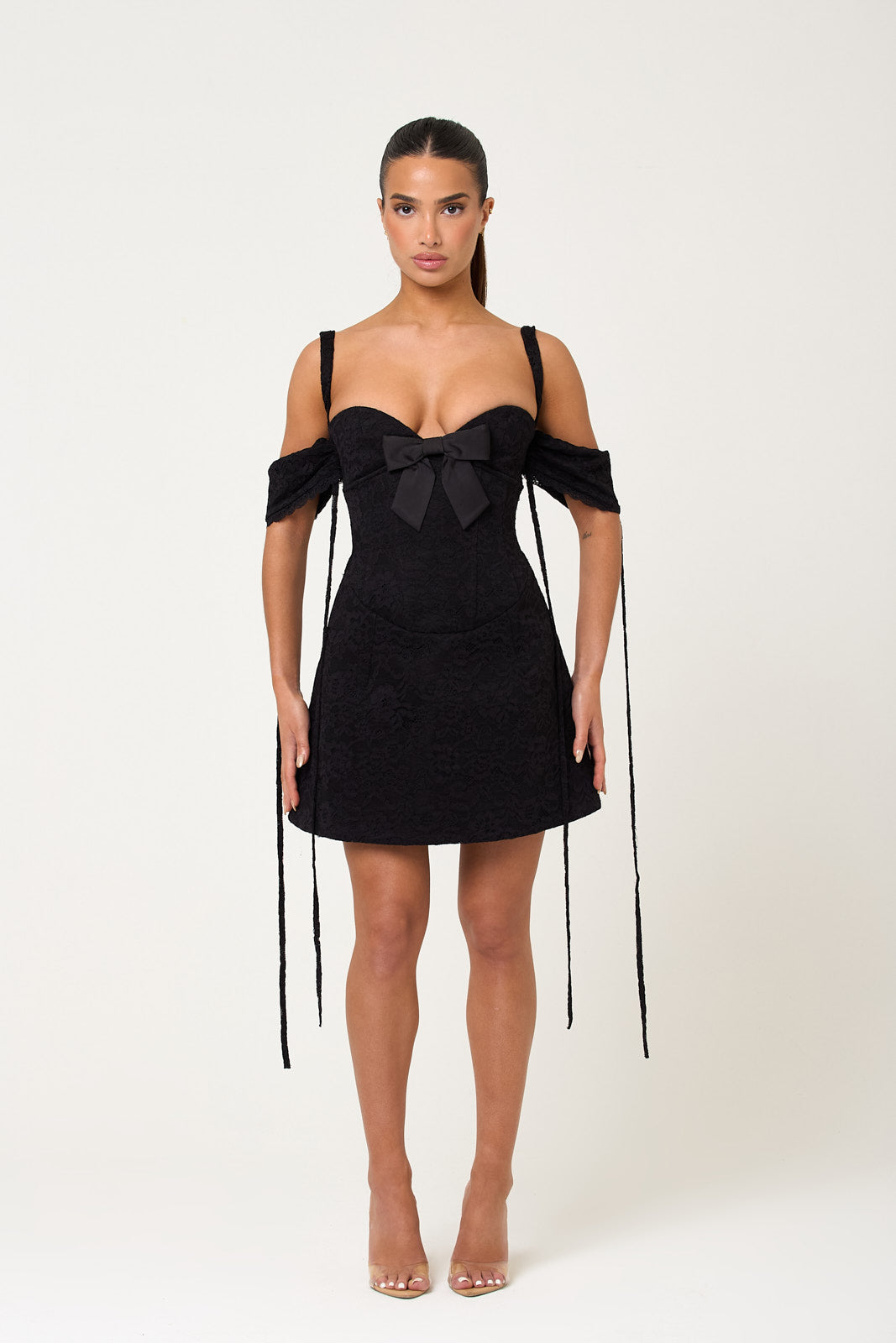 The isla mini - black lace