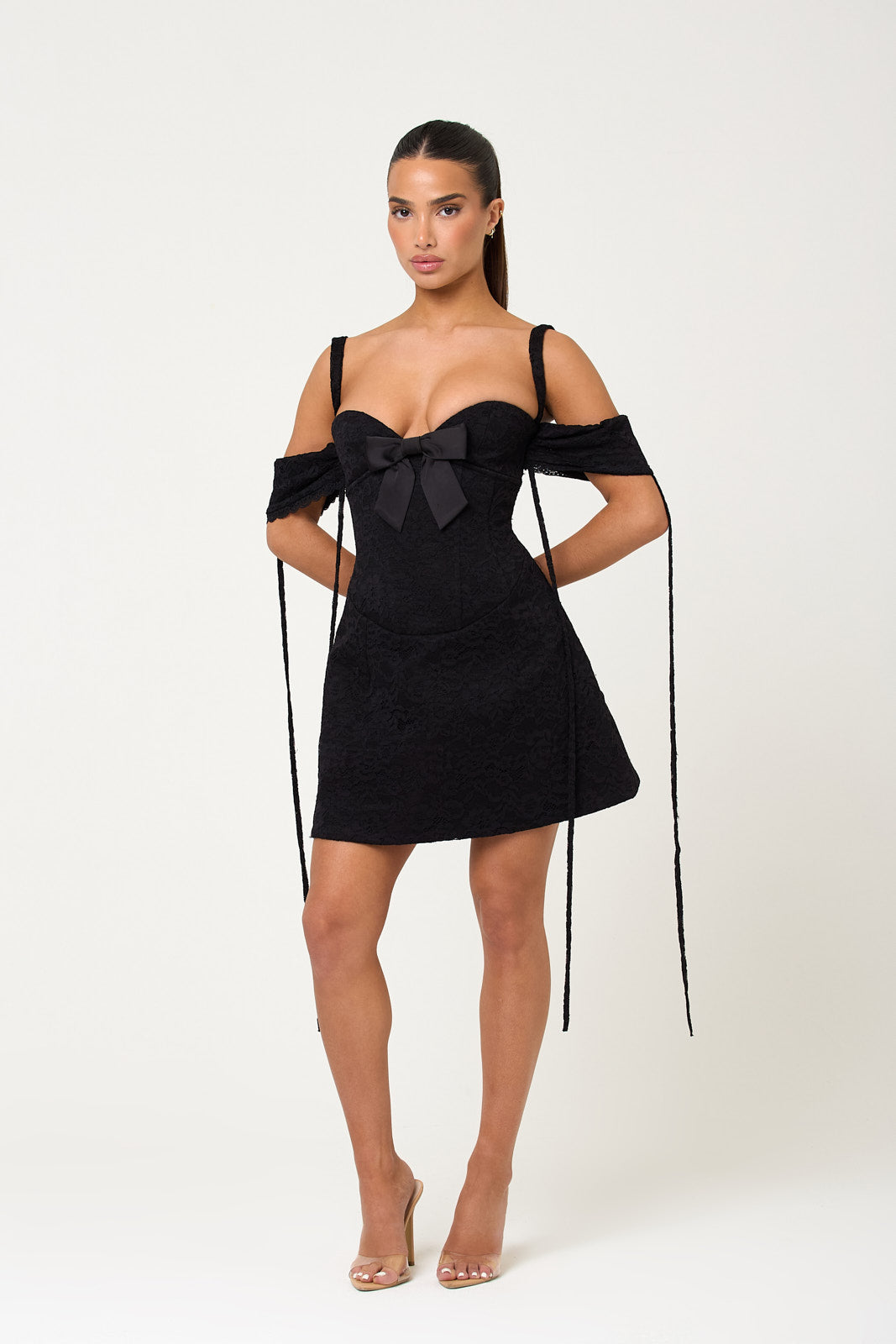 The isla mini - black lace