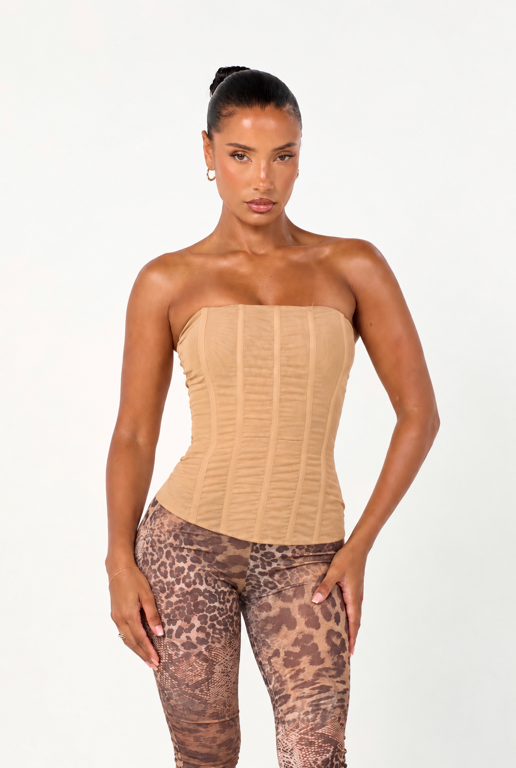 The bandeau mesh corset - almond