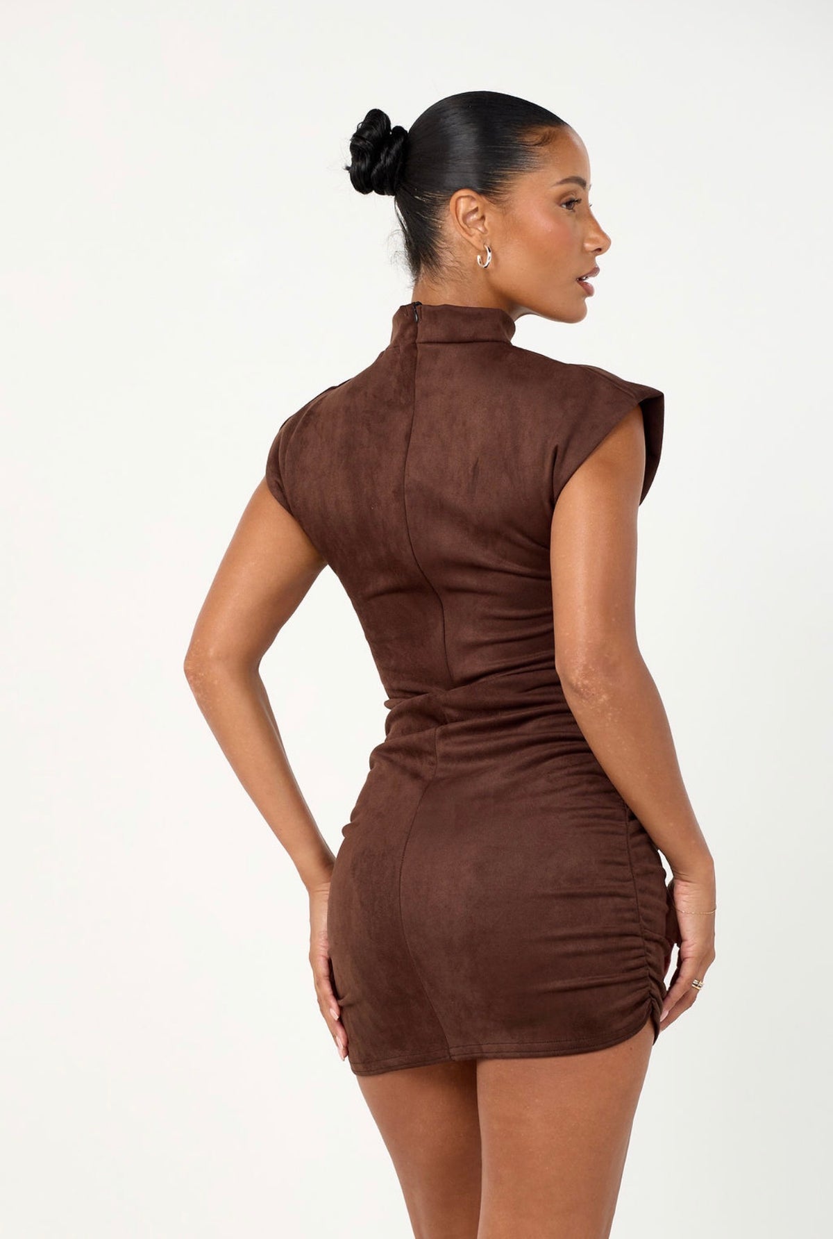 The high neck suede mini - espresso