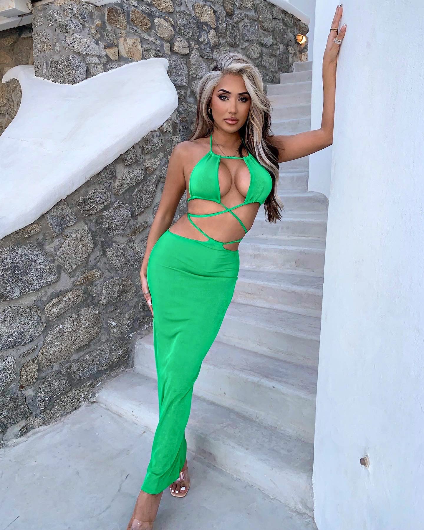 Halter neck bra in green slinky